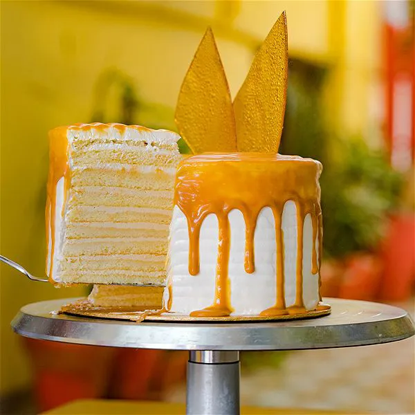 Salted Caramel Cake